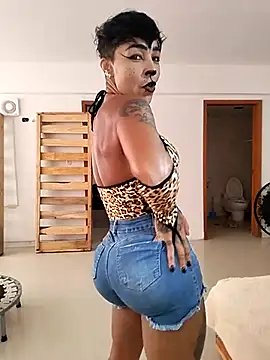 Snapshot of Alison_fitness chatting on 03-02-25, 07:45 Alison fitness online show from 03-02-25, 07:45