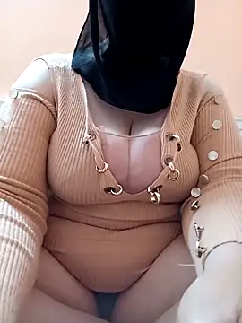 Snapshot of big_yoyo chatting on 02-18-25, 11:08 big yoyo online show from 02-18-25, 11:08