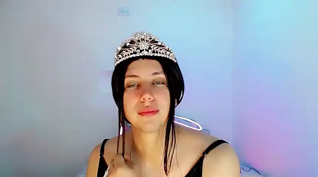 Snapshot of Oxana-Novikov chatting on 12-15-24, 10:04 Oxana-Novikov online show from 12-15-24, 10:04