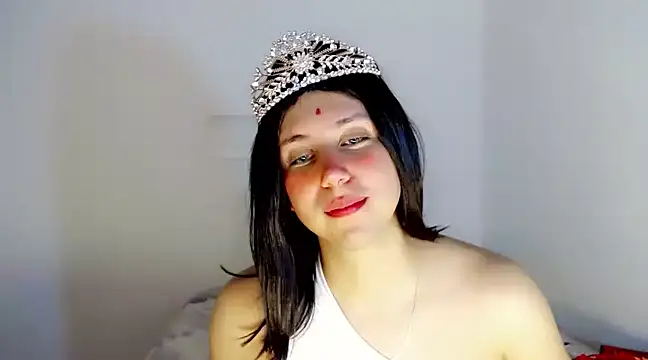 Snapshot of Oxana-Novikov chatting on 01-01-25, 01:48 Oxana-Novikov online show from 01-01-25, 01:48