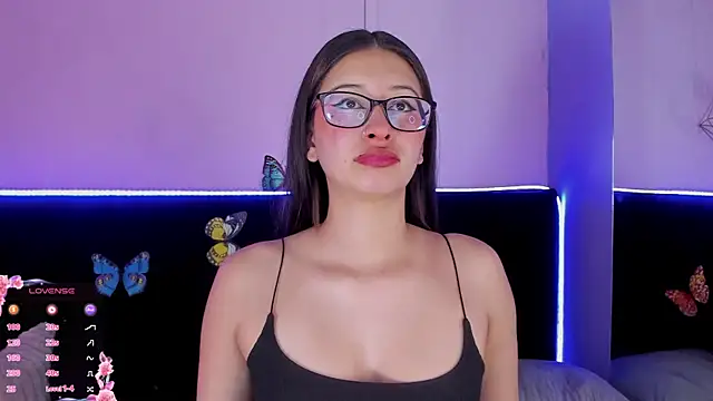 Snapshot of Anastasia_Whitee chatting on 12-14-25, 03:12 Anastasia Whitee online show from 12-14-25, 03:12