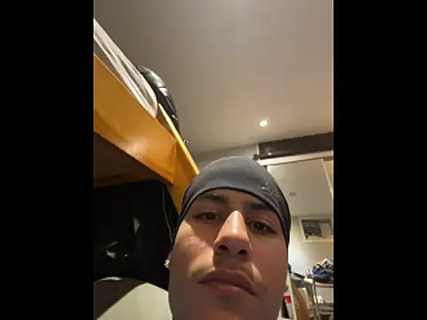 johnycash21 online show from 03-10-26, 08:30