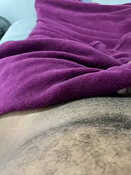 Snapshot of rodrigo21Cm_ chatting on 12-18-24, 08:25 rodrigo21Cm online show from 12-18-24, 08:25