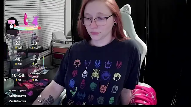 Snapshot of LilyFoxxx chatting on 03-03-25, 04:36 LilyFoxxx online show from 03-03-25, 04:36