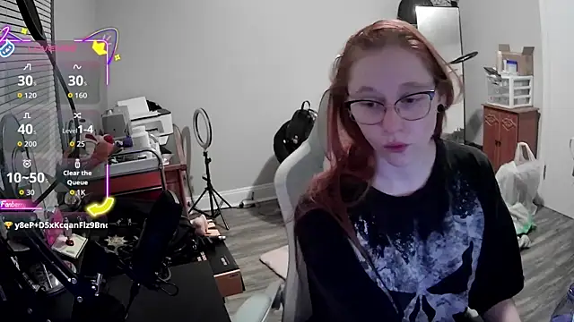 Snapshot of LilyFoxxx chatting on 10-03-25, 03:25 LilyFoxxx online show from 10-03-25, 03:25