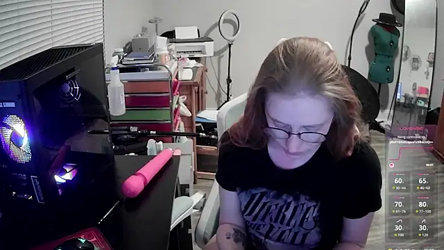 LilyFoxxx online show from 03-04-26, 06:08