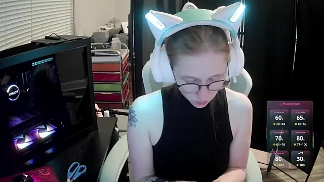 Snapshot of LilyFoxxx chatting on 06-07-26, 05:11 LilyFoxxx online show from 06-07-26, 05:11