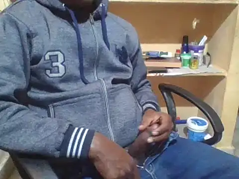 Snapshot of Telugu-Modda6 chatting on 12-15-24, 07:31 Telugu-Modda6 online show from 12-15-24, 07:31