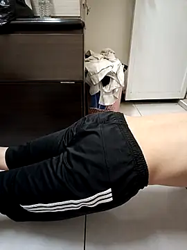 chiata410 online show from 09-10-25, 11:32