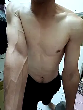 chiata410 online show from 11-16-25, 04:12