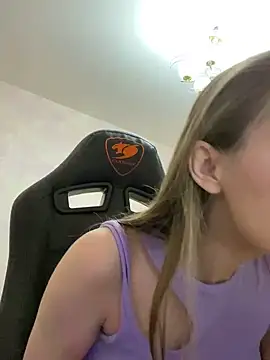 Burning girlss online show from 12-20-24, 01:25