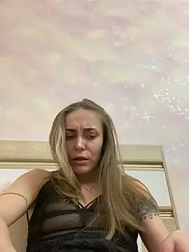 Burning girlss online show from 12-25-24, 01:20