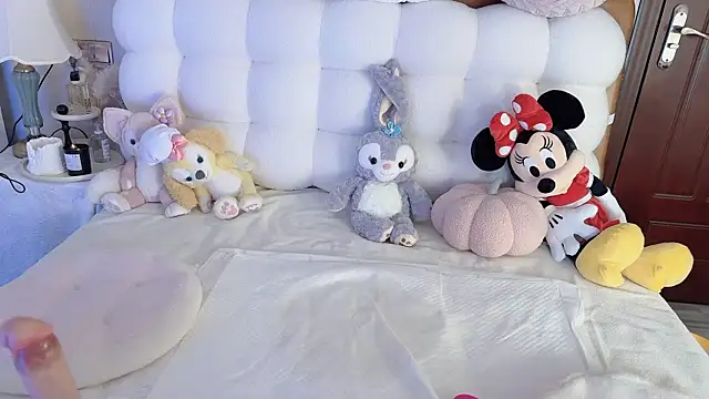 Unique-yiyi online show from 01-08-25, 06:31