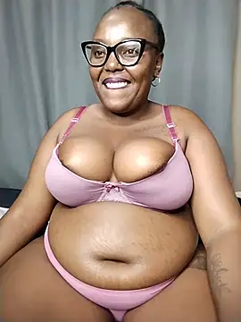 Snapshot of CHERRYYUMMY chatting on 07-18-26, 10:02 CHERRYYUMMY online show from 07-18-26, 10:02