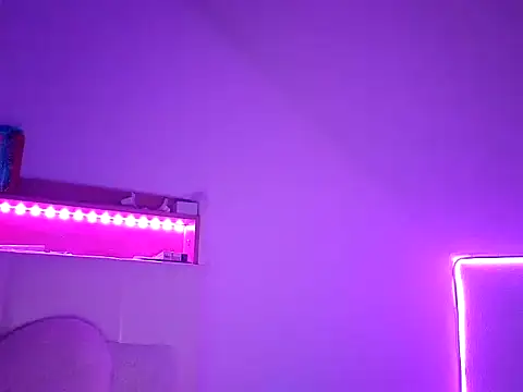 nicole77745 online show from 03-05-26, 10:50