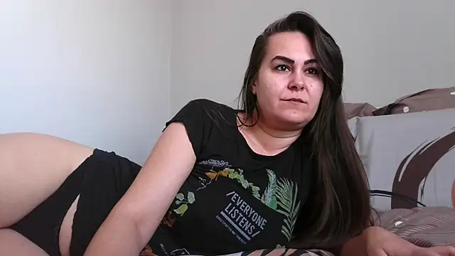 Snapshot of Antonia_1313 chatting on 01-26-25, 07:42 Antonia 1313 online show from 01-26-25, 07:42