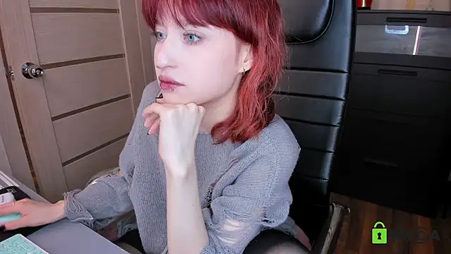 ElizaNik  online show from 05-16-26, 12:40