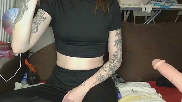 liloucamchaudee online show from 02-15-26, 08:05