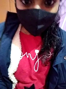 Snapshot of Shivani_Tivari chatting on 01-07-25, 09:07 Shivani Tivari online show from 01-07-25, 09:07