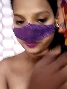 Snapshot of Shivani_Tivari chatting on 03-07-25, 05:38 Shivani Tivari online show from 03-07-25, 05:38