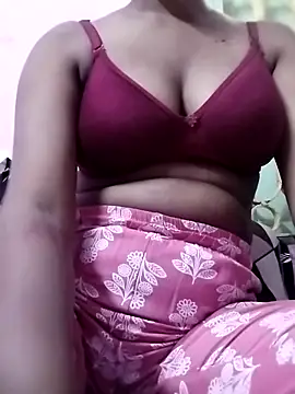 Snapshot of Shivani_Tivari chatting on 11-05-25, 10:26 Shivani Tivari online show from 11-05-25, 10:26