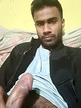 Snapshot of Skinny_Bigass_23 chatting on 02-23-25, 06:45 Skinny Bigass 23 online show from 02-23-25, 06:45