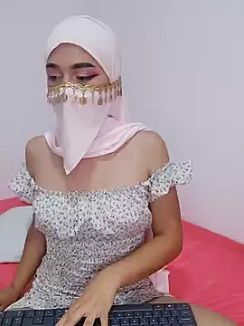 Aaliyah Salma online show from 02-01-25, 09:08