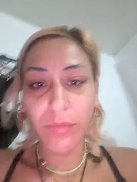 ariana crazzy online show from 06-26-26, 09:46