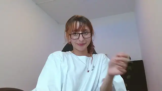 Snapshot of CelesteAyase chatting on 02-04-25, 06:25 CelesteAyase online show from 02-04-25, 06:25
