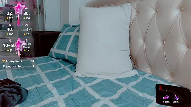 lunalovedoll  online show from 01-25-25, 04:02