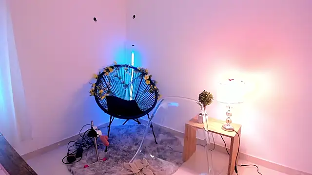 Snapshot of _Sam_sexy_ chatting on 02-04-25, 06:49 Sam sexy online show from 02-04-25, 06:49