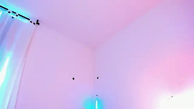 Snapshot of _Sam_sexy_ chatting on 02-06-25, 04:14 Sam sexy online show from 02-06-25, 04:14