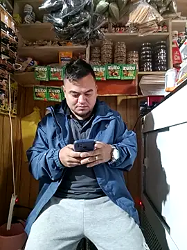 Snapshot of TheBriiaand30 chatting on 09-28-25, 03:39 TheBriiaand30 online show from 09-28-25, 03:39