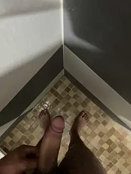 mylovetr1 online show from 02-19-25, 05:27