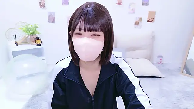 Snapshot of aki_zzz chatting on 11-05-25, 04:29 aki zzz online show from 11-05-25, 04:29