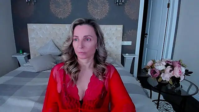 Snapshot of AllisonWilliams chatting on 03-14-25, 03:36 AllisonWilliams online show from 03-14-25, 03:36