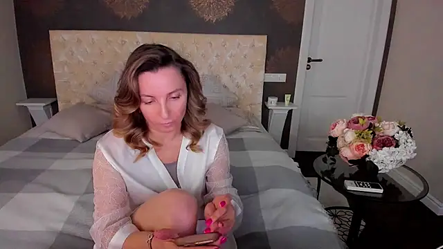 AllisonWilliams online show from 11-26-25, 05:36