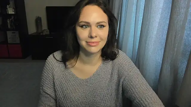 MollyCheiz online show from 10-25-25, 10:45