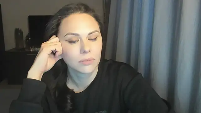 MollyCheiz online show from 01-13-26, 01:16