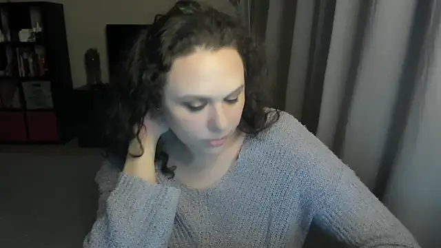 Snapshot of MollyCheiz chatting on 05-26-26, 09:33 MollyCheiz online show from 05-26-26, 09:33
