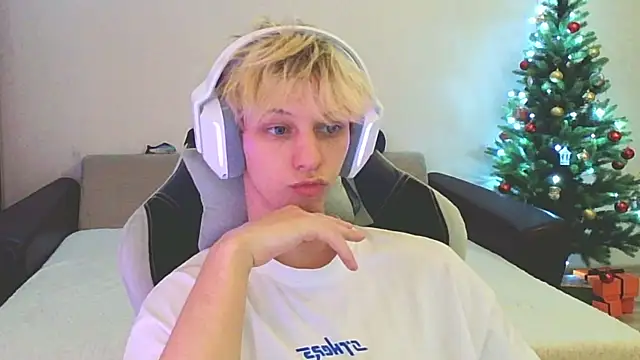 Ostin meow online show from 01-08-25, 04:00