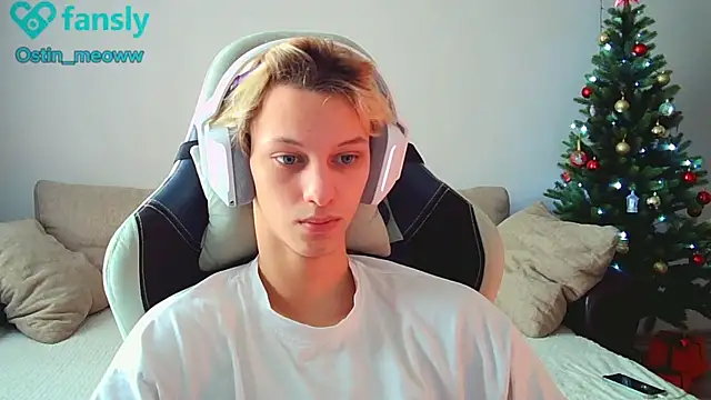 Ostin meow online show from 01-16-25, 06:56