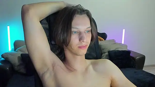 Ostin meow online show from 07-24-26, 06:28