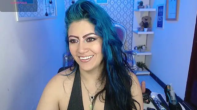 Snapshot of scarleth_blue chatting on 01-28-25, 03:04 scarleth blue online show from 01-28-25, 03:04