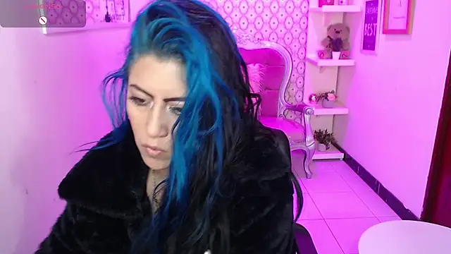 Snapshot of scarleth_blue chatting on 01-29-25, 03:01 scarleth blue online show from 01-29-25, 03:01