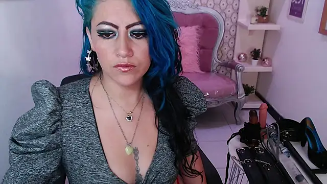 Snapshot of scarleth_blue chatting on 03-21-25, 06:38 scarleth blue online show from 03-21-25, 06:38