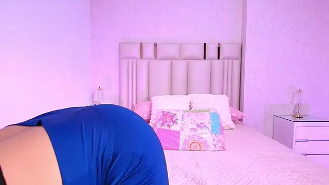 canela oss online show from 11-07-25, 11:54