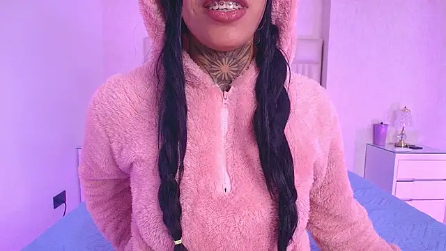 canela oss online show from 11-10-25, 11:53