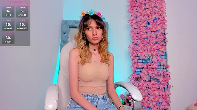 Snapshot of summer_sweet_ chatting on 03-19-25, 11:03 summer sweet online show from 03-19-25, 11:03