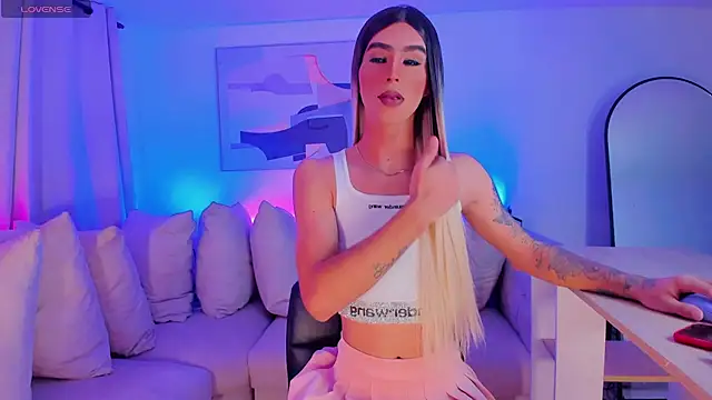 Ashley Reminton online show from 01-04-25, 11:54